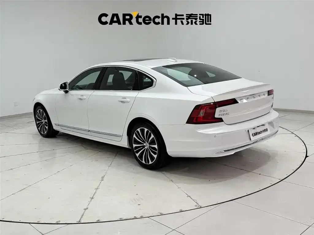 Volvo S90 — фото 9