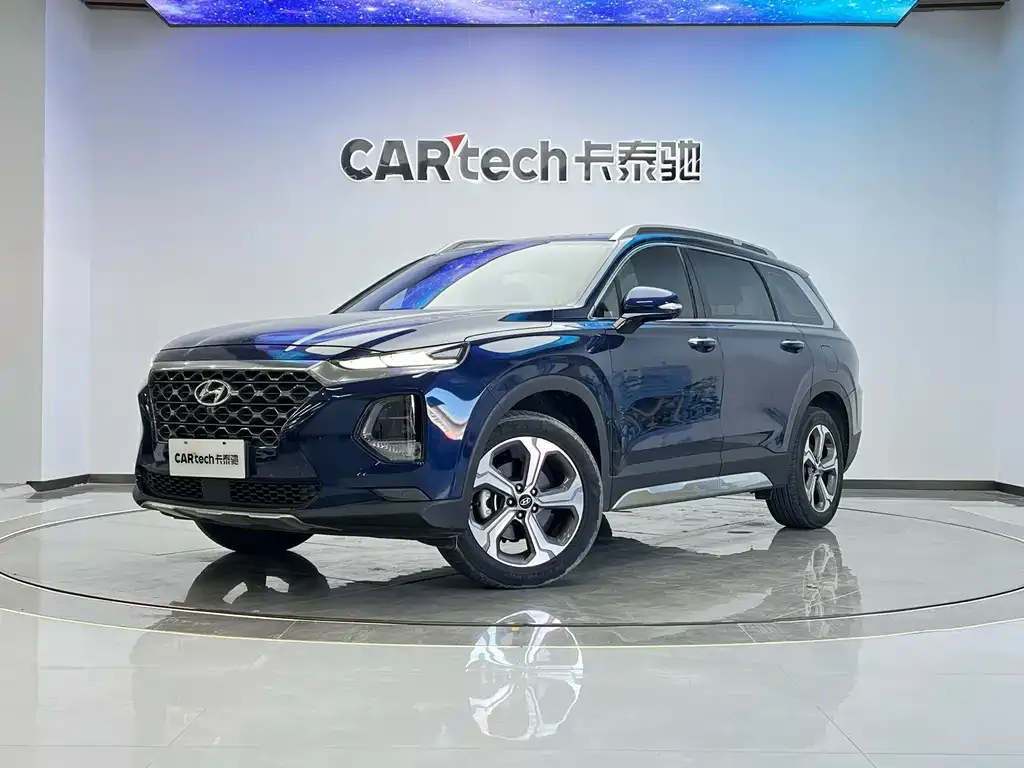 Hyundai Santa Fe — фото 1