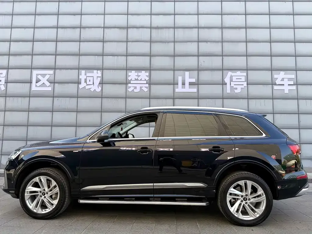 Audi Q7 — фото 2