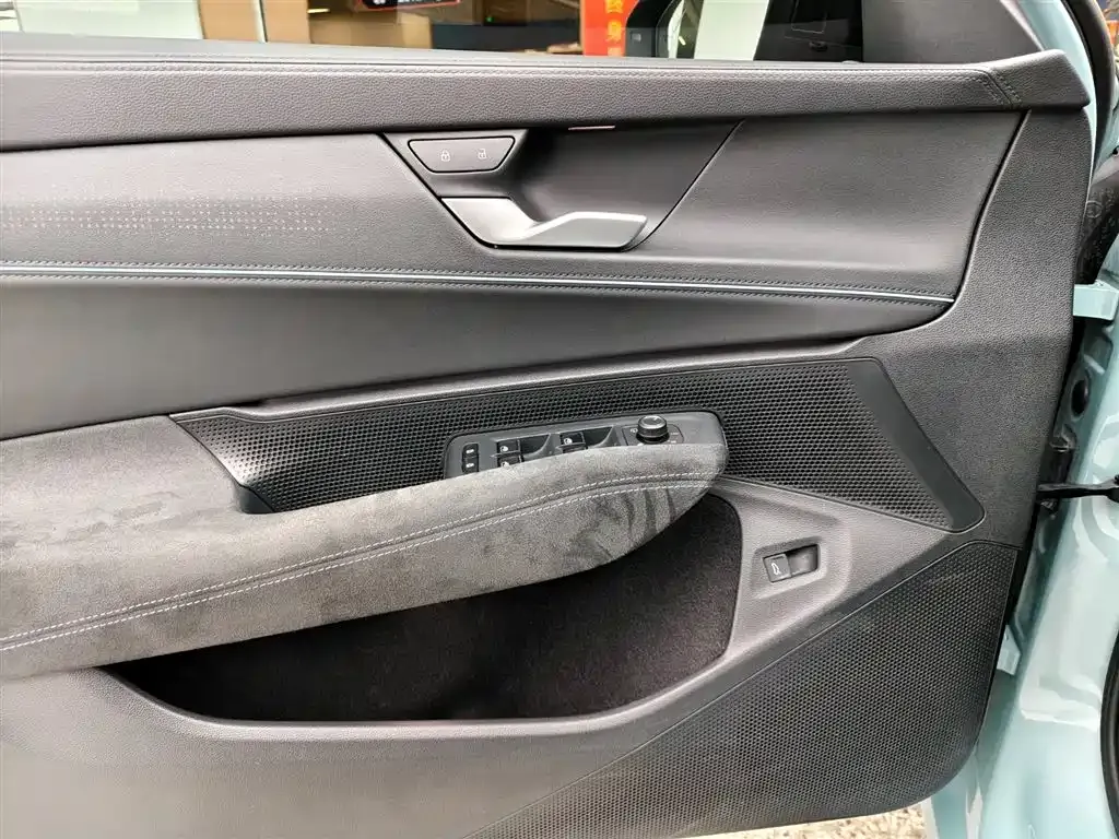 Volkswagen Passat — фото 6