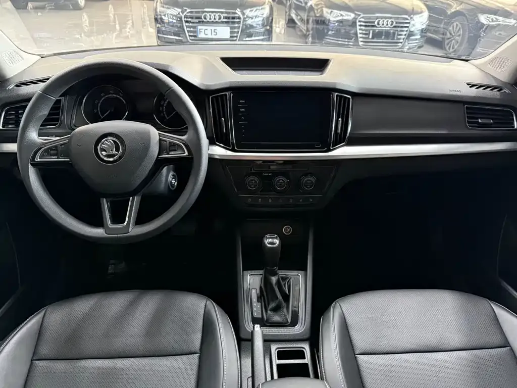 Skoda Kamiq — фото 4