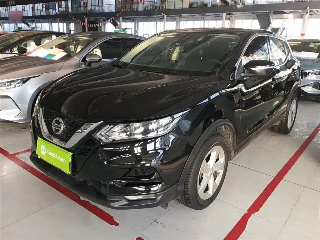 Nissan Qashqai — фото 4