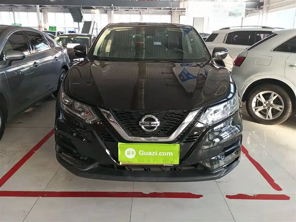 Nissan Qashqai — фото 2