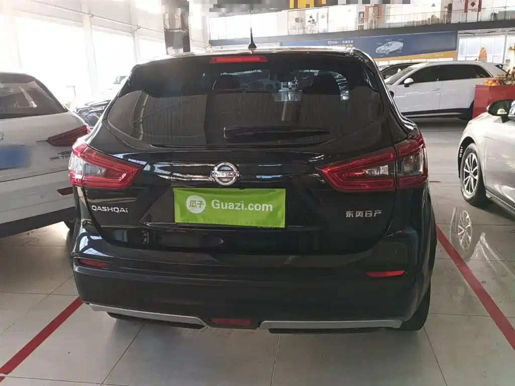 Nissan Qashqai — фото 9