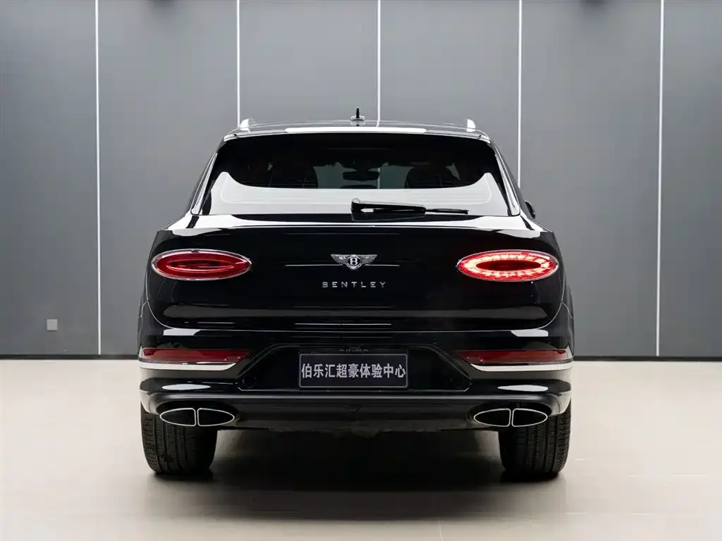 Bentley Bentayga — фото 6