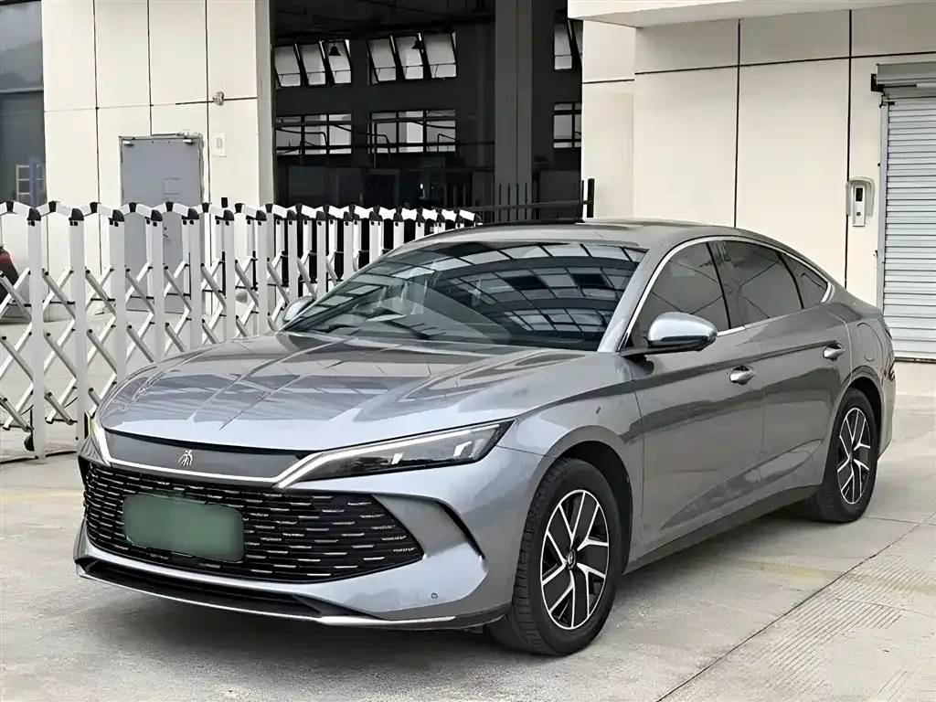 BYD Qin L — фото 1
