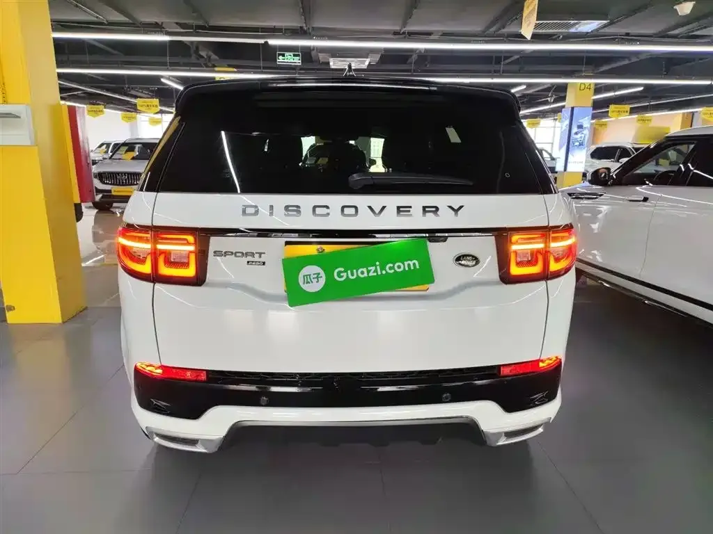 Land Rover Discovery Sport — фото 2