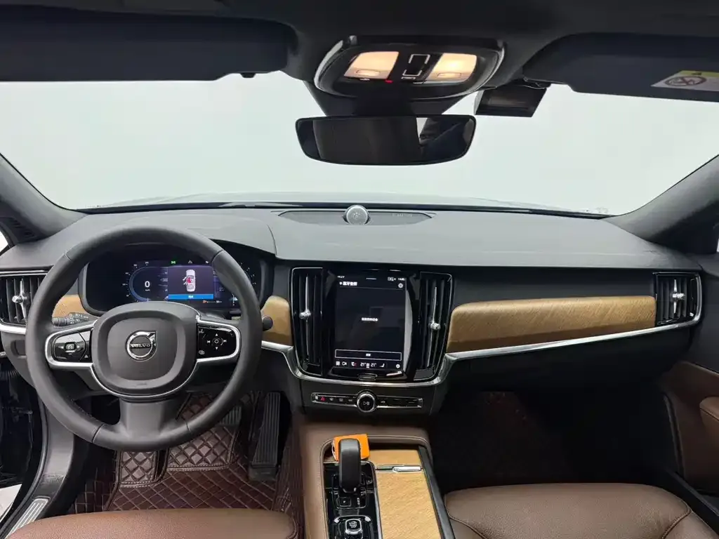 Volvo S90 — фото 8