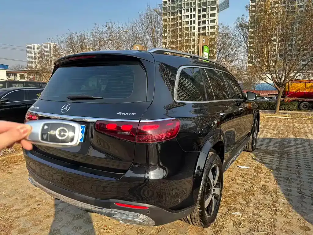 Mercedes-Benz GLS — фото 4