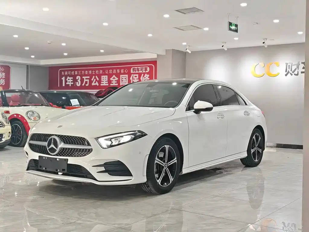 Mercedes-Benz A-Class — фото 1