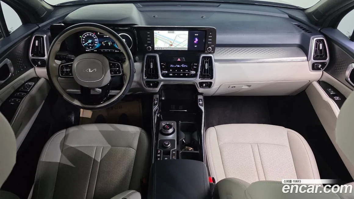 Kia Sorento — фото 7