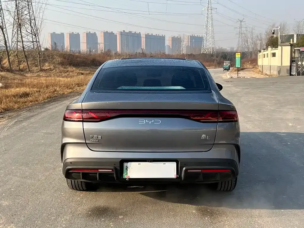 BYD Qin L — фото 7