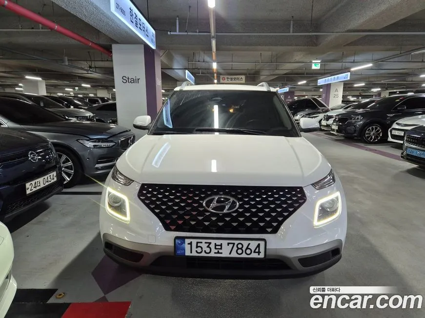 Hyundai Venue — фото 2