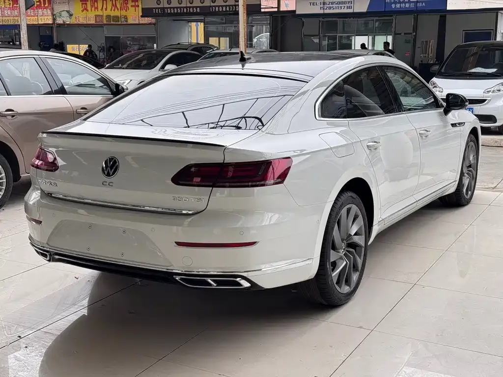 Volkswagen CC — фото 6