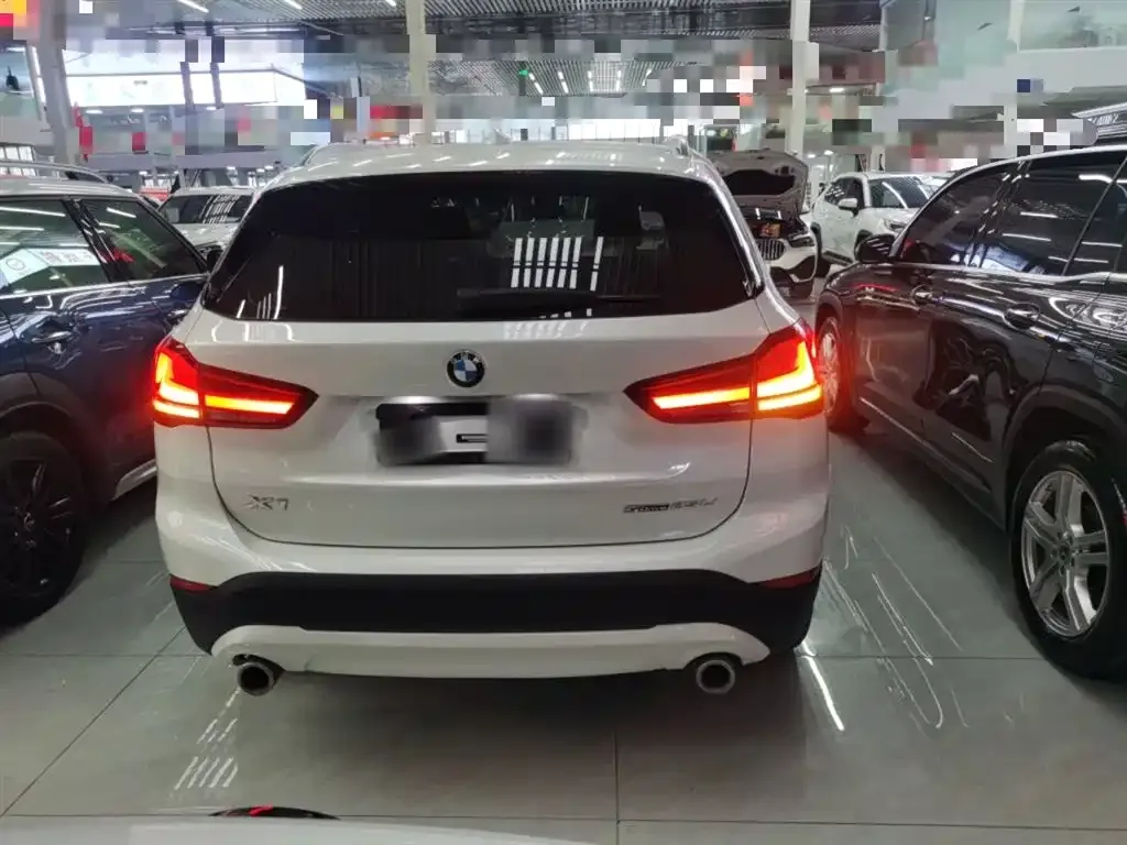 BMW X1 — фото 10