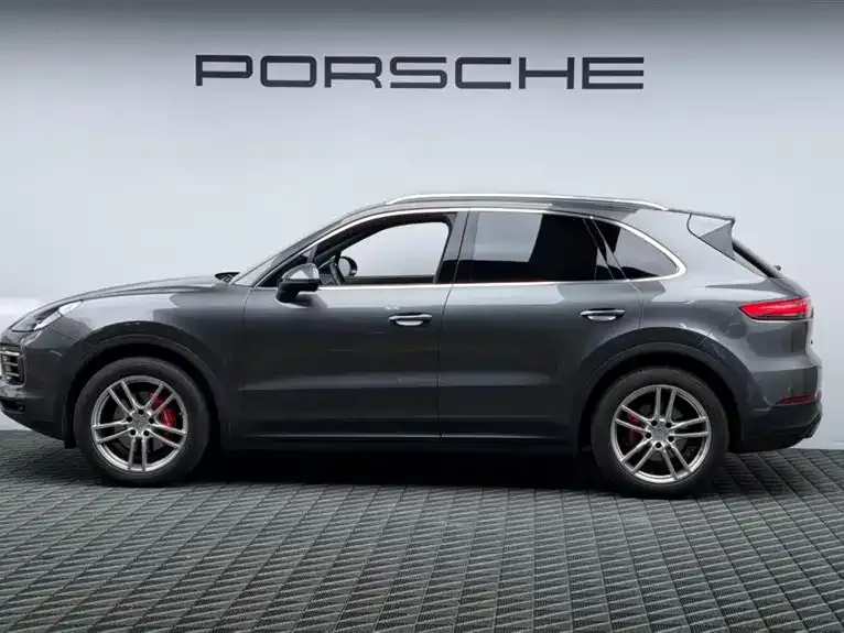Porsche Cayenne — фото 7
