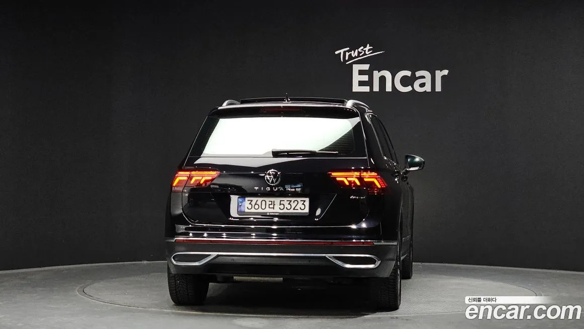 Volkswagen Tiguan — фото 4