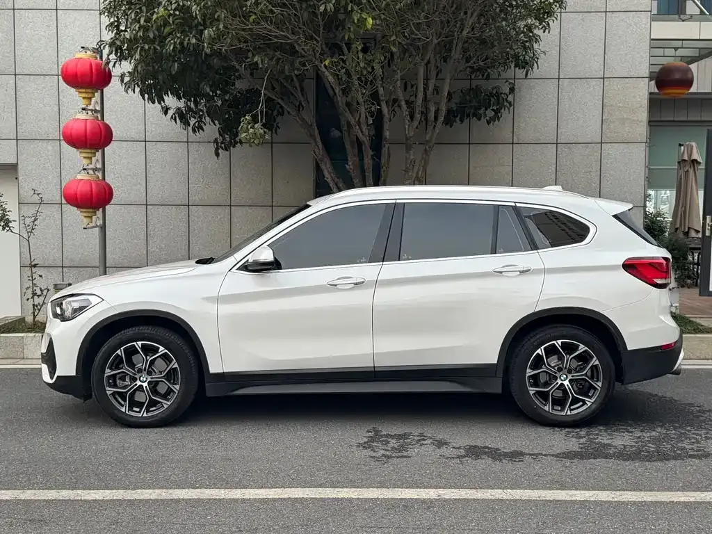 BMW X1 — фото 4