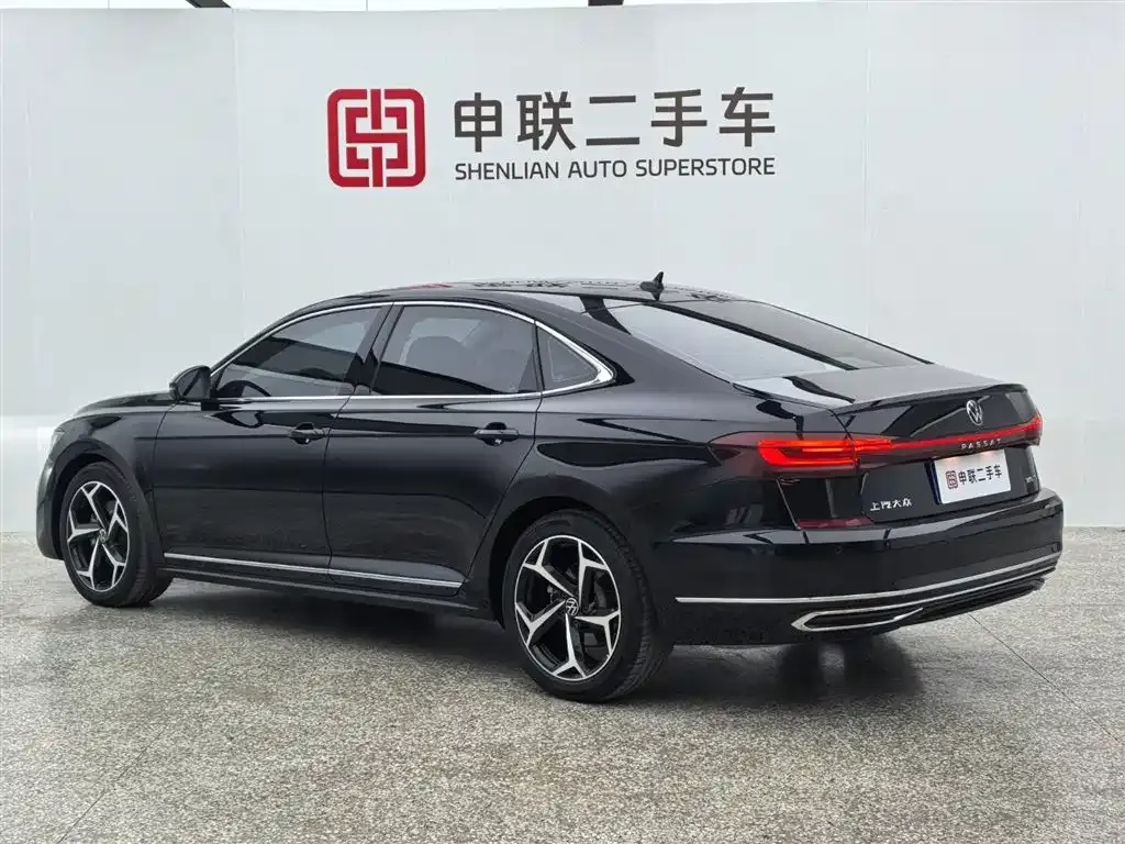 Volkswagen Passat — фото 7