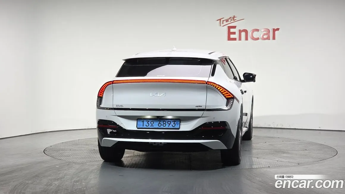 Kia EV6 — фото 4