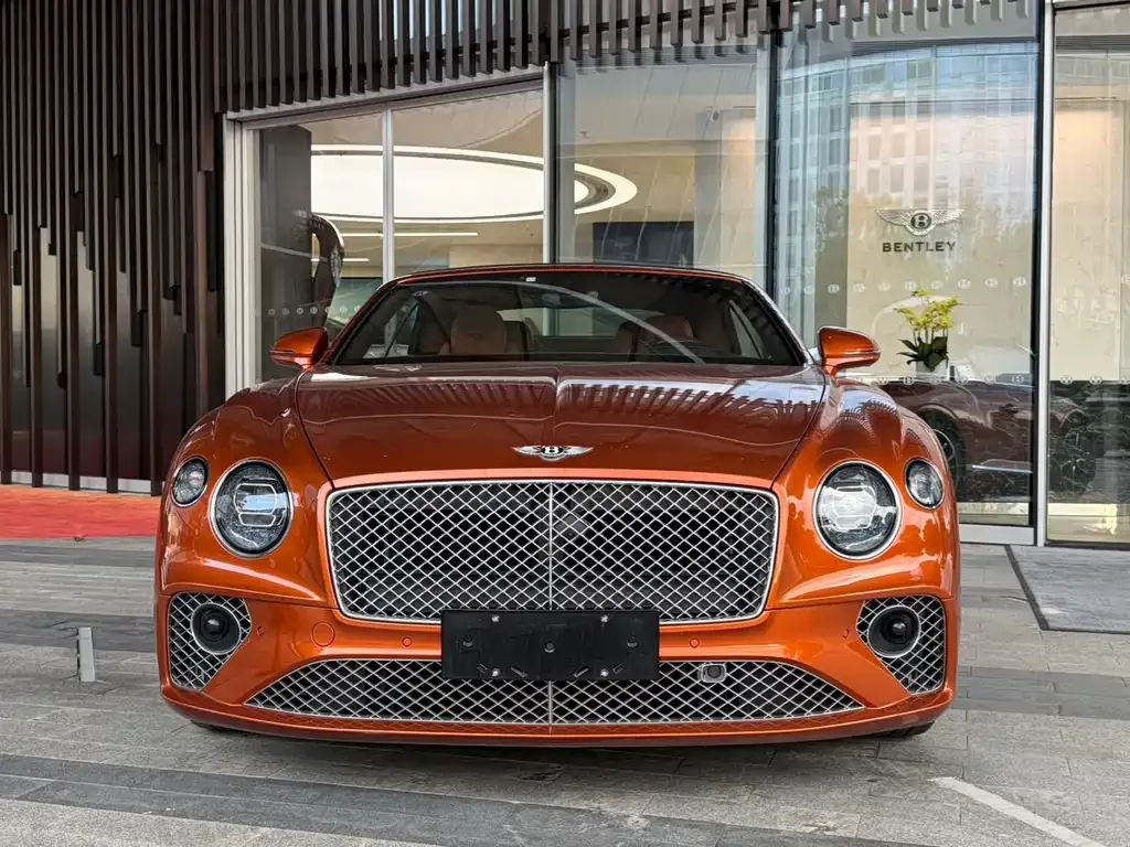 Bentley Continental — фото 1