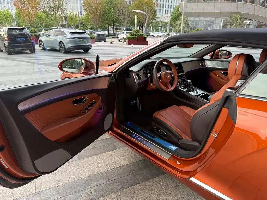 Bentley Continental — фото 7