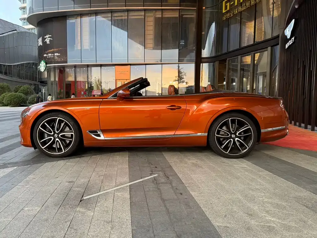 Bentley Continental — фото 8