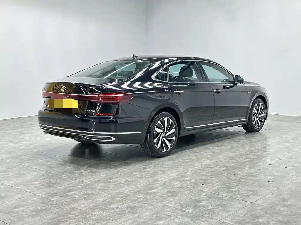 Volkswagen Passat — фото 3