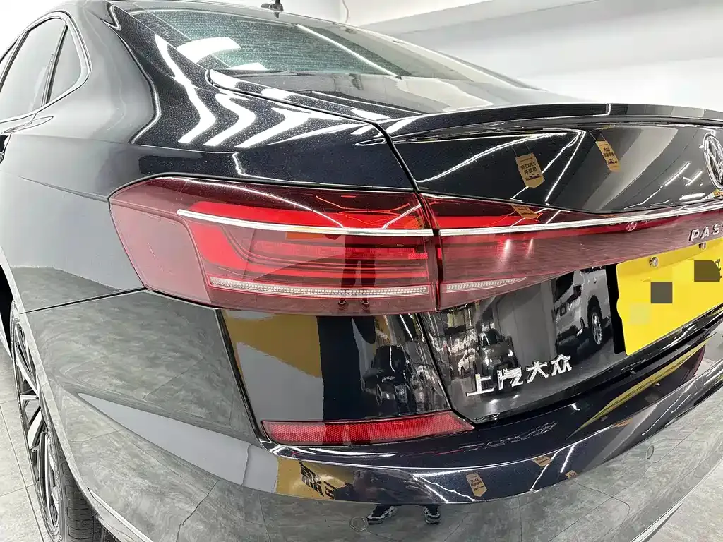 Volkswagen Passat — фото 5