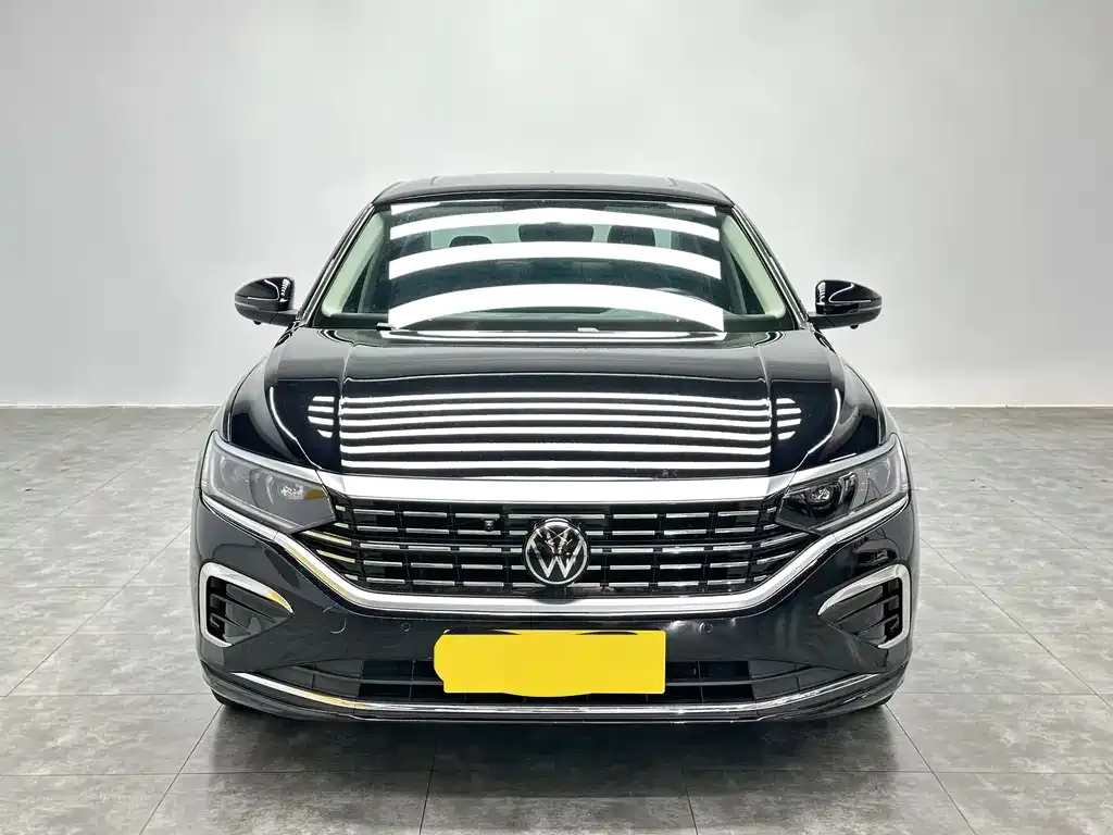Volkswagen Passat — фото 7