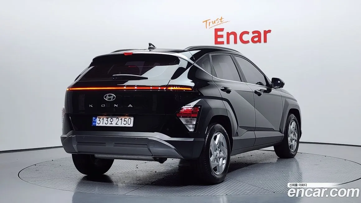 Hyundai Kona — фото 2