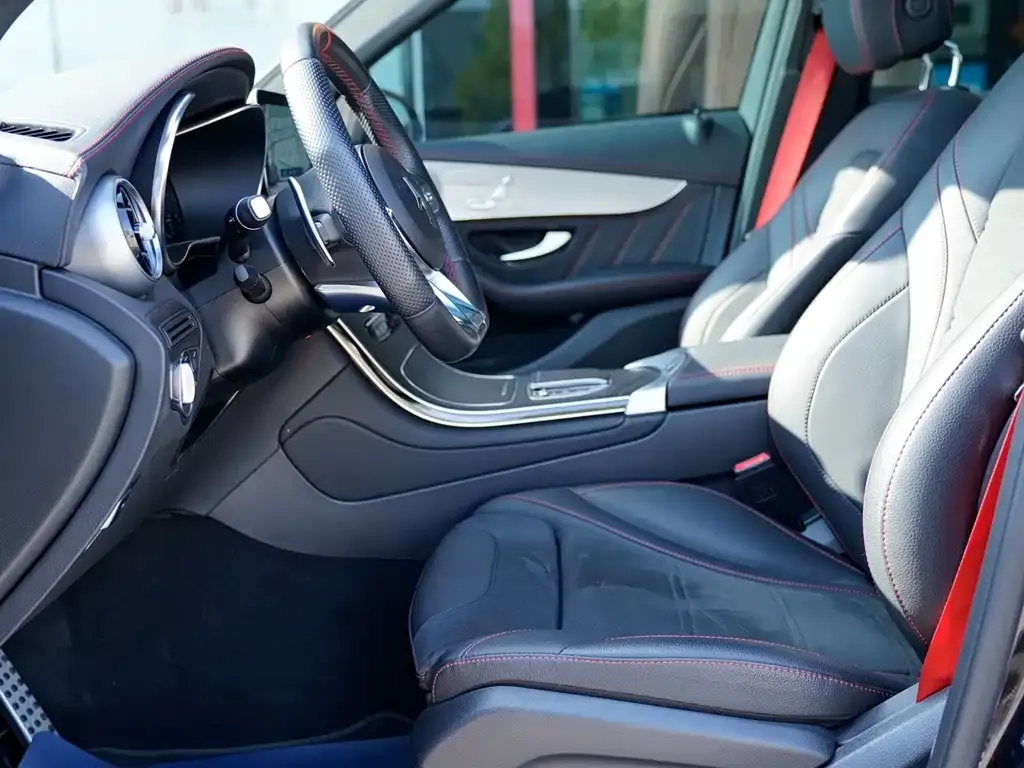 Mercedes-Benz GLC AMG — фото 10