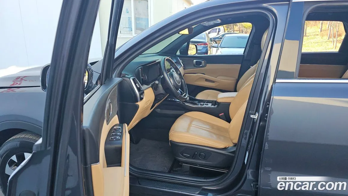 Kia Sorento — фото 10