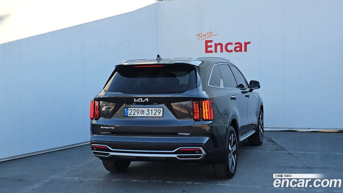 Kia Sorento — фото 4