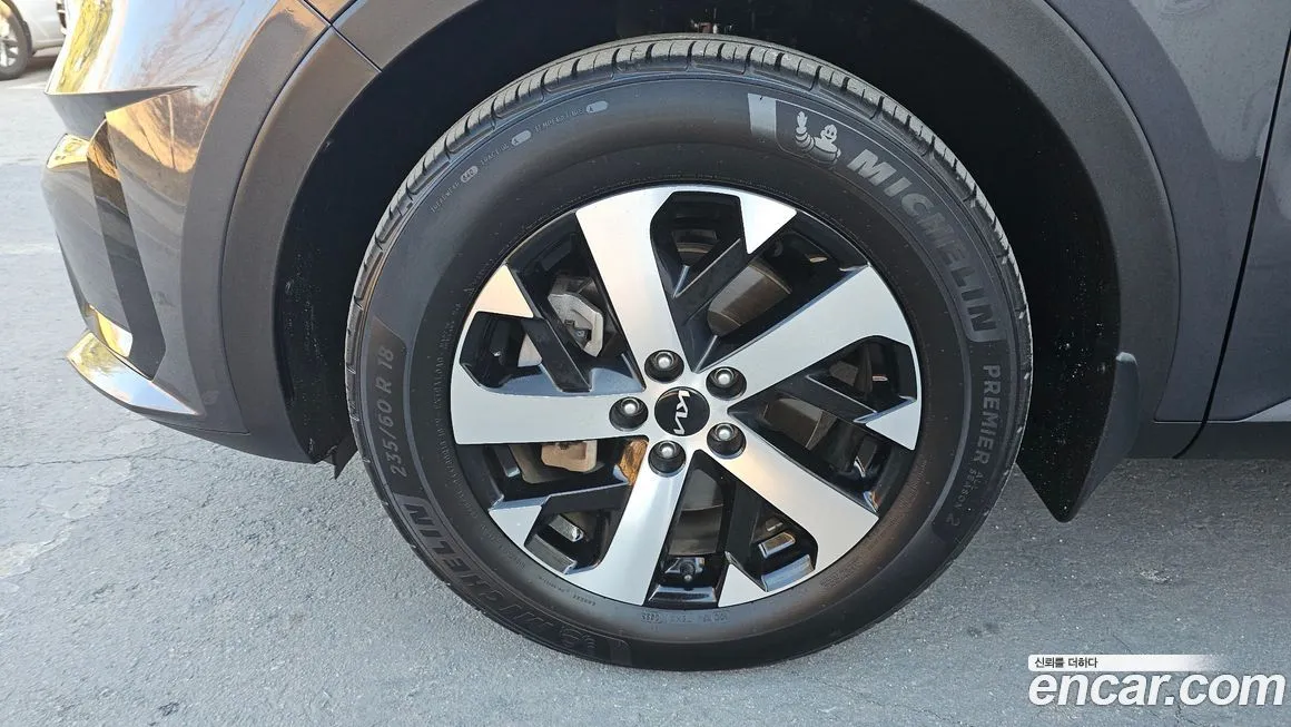 Kia Sorento — фото 5
