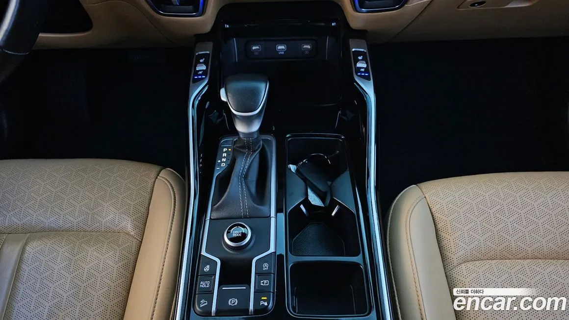 Kia Sorento — фото 9