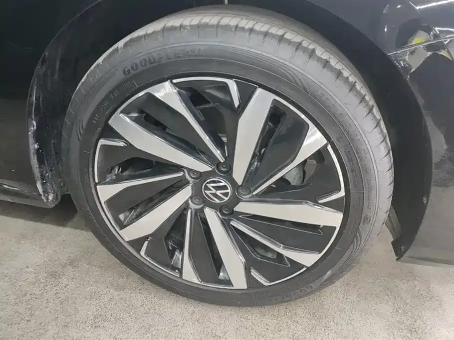 Volkswagen Passat — фото 6
