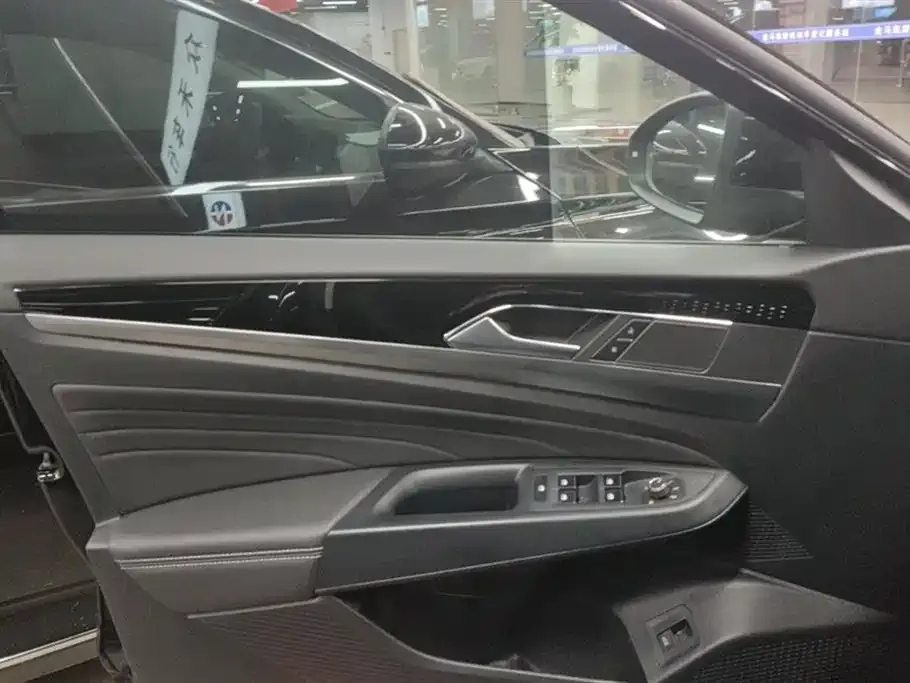 Volkswagen Passat — фото 7