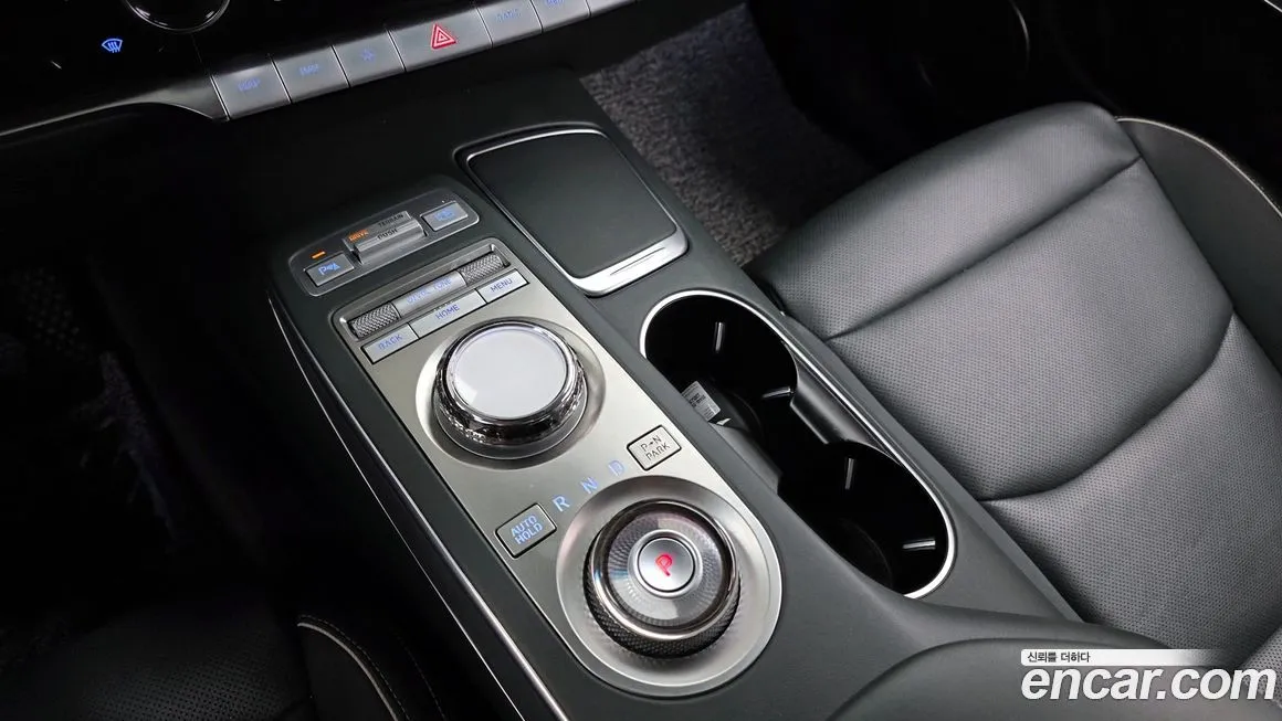 Genesis GV70 — фото 10