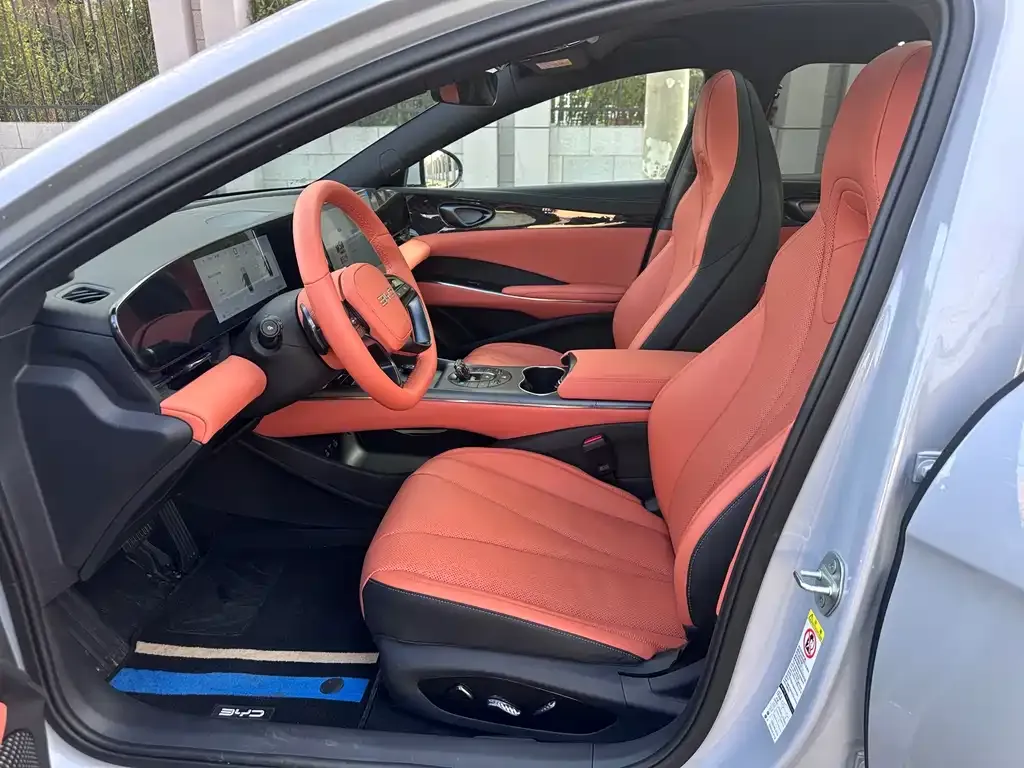 BYD Seal — фото 6