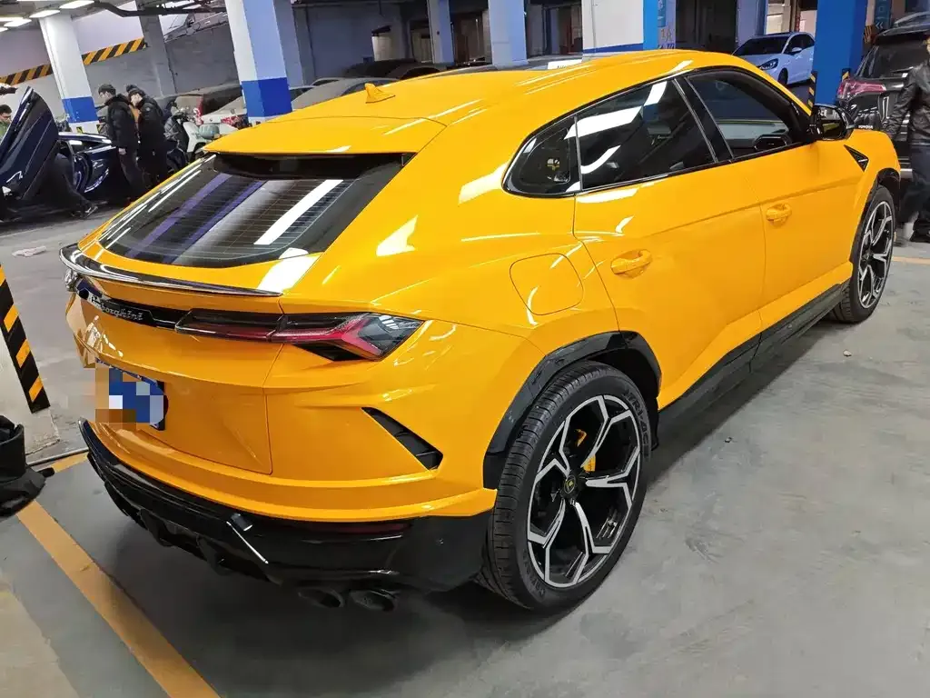 Lamborghini Urus — фото 4