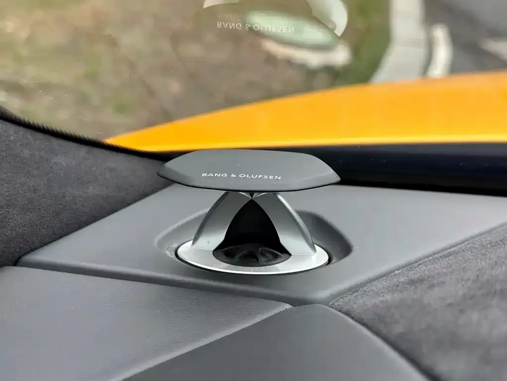Lamborghini Urus — фото 2