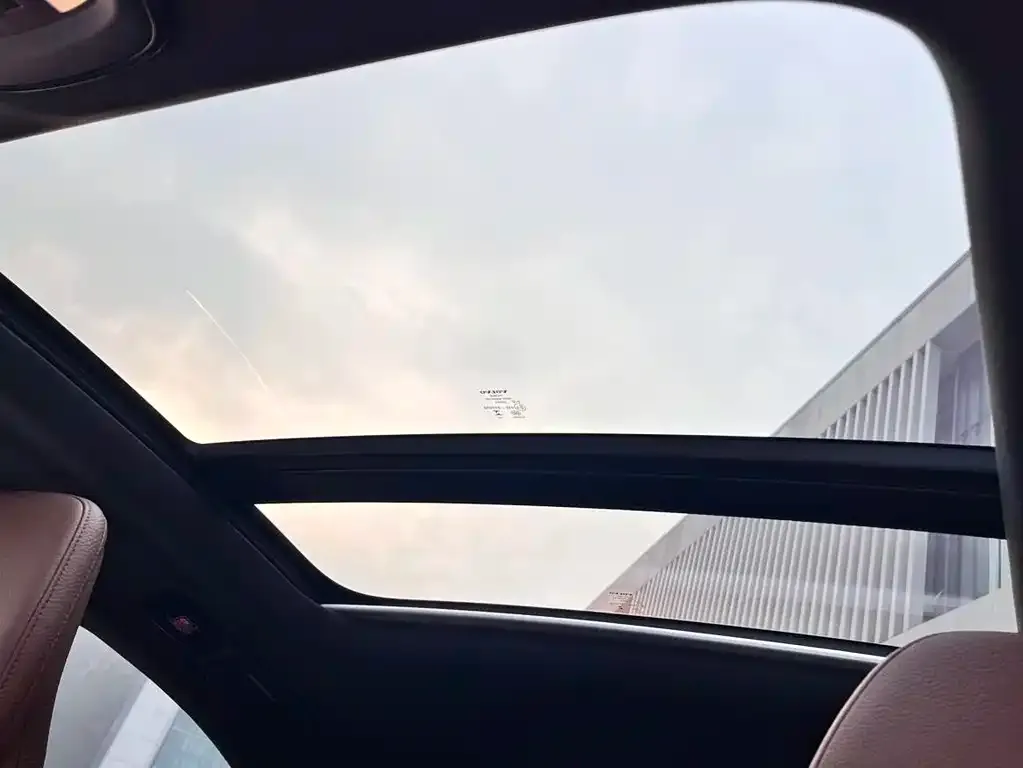 Volvo S60 — фото 3