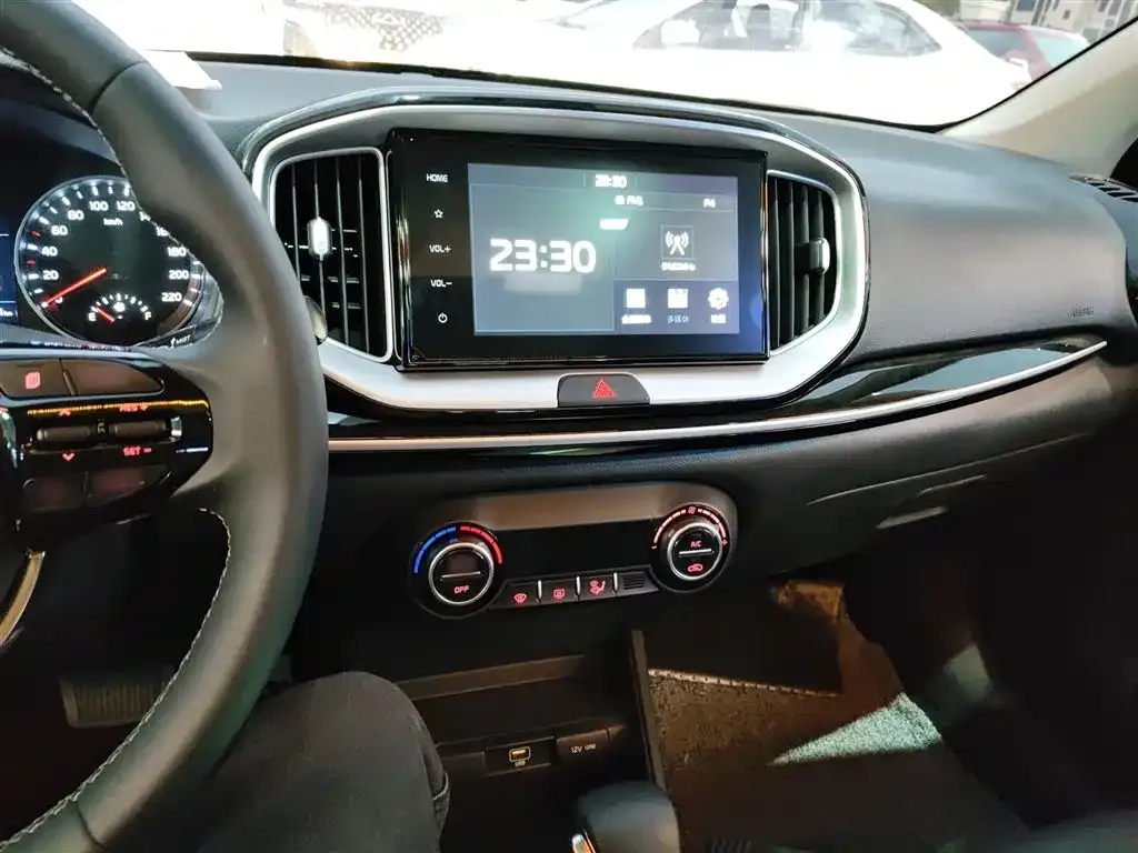 Kia KX1 — фото 10