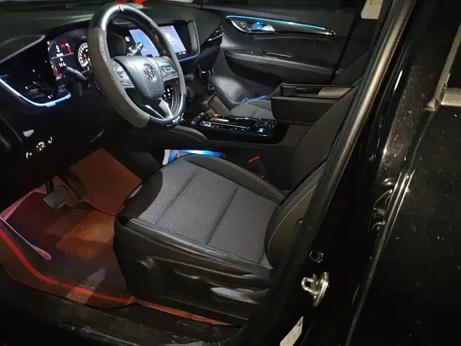 Buick Envision Plus — фото 10