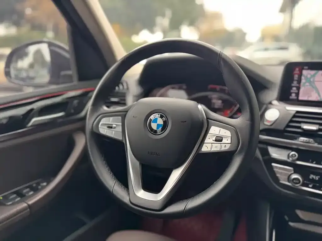 BMW X3 — фото 2