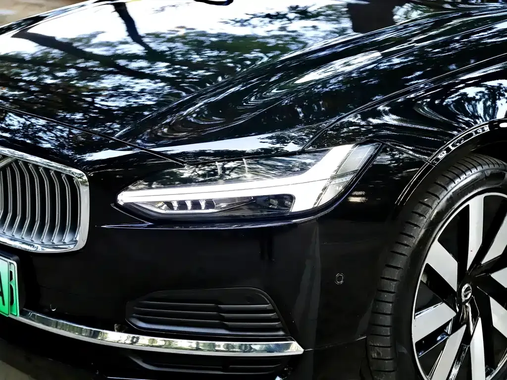 Volvo S90 PHEV — фото 3