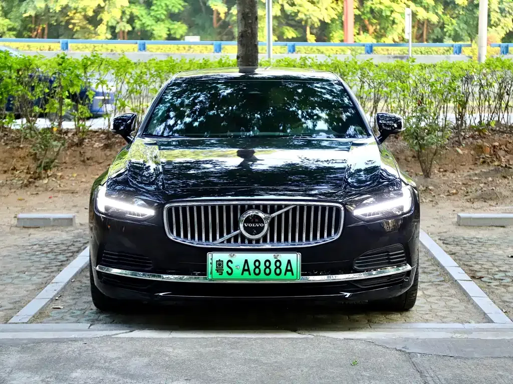 Volvo S90 PHEV — фото 10