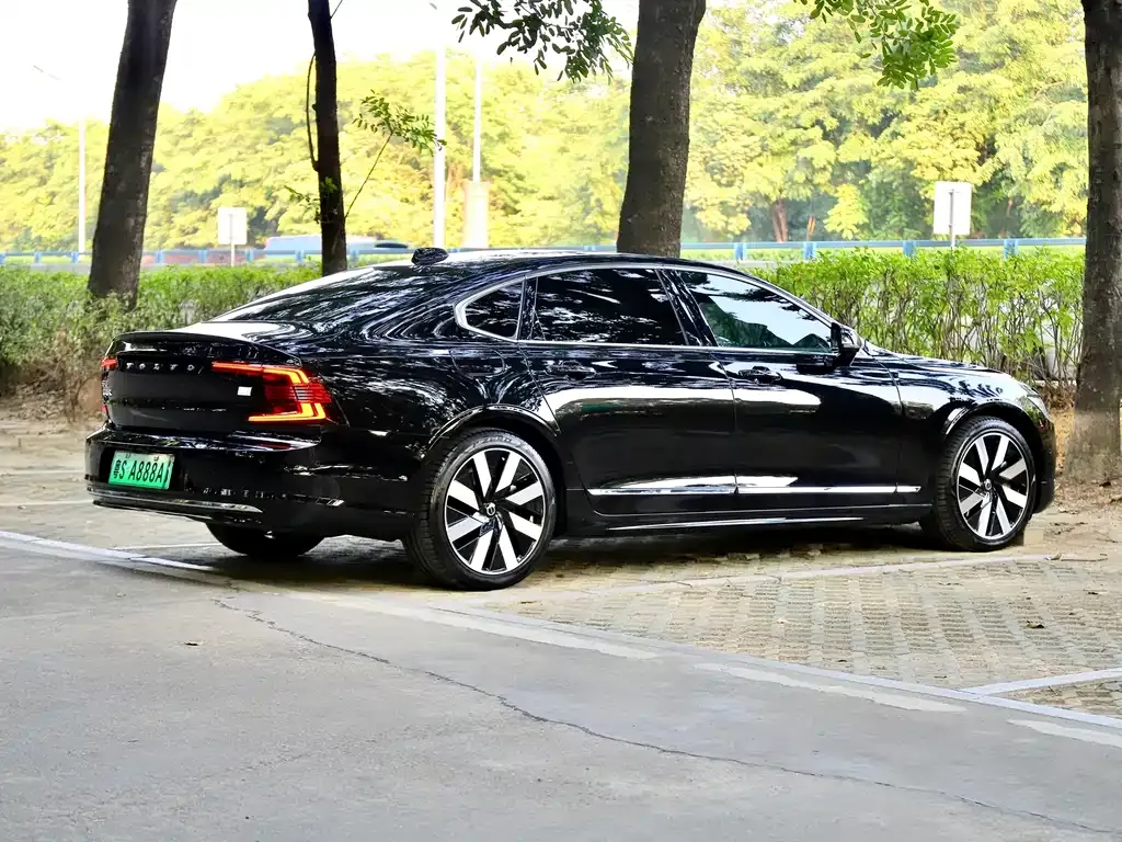Volvo S90 PHEV — фото 5