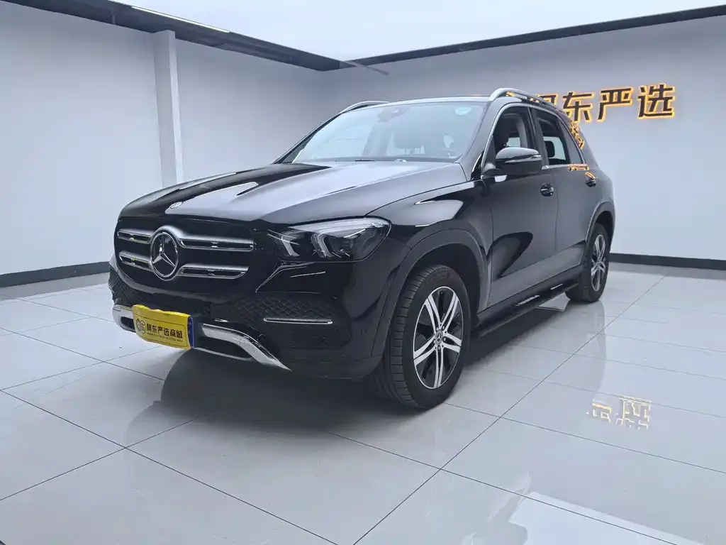 Mercedes-Benz GLE — фото 1